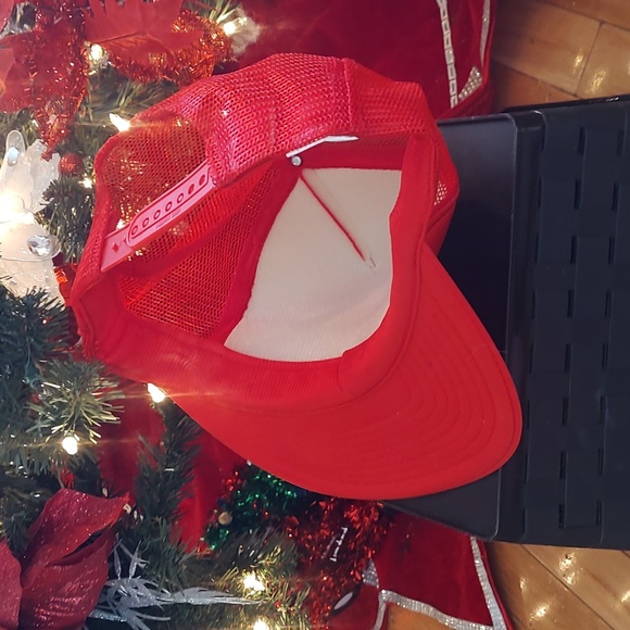 St. Thomas HAT - Picture 6 of 7